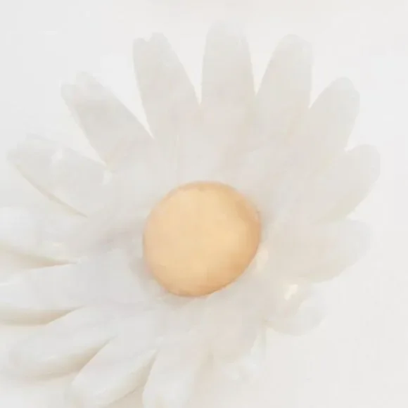Lele Sadoughi mother pearl Daisy Button Ea…